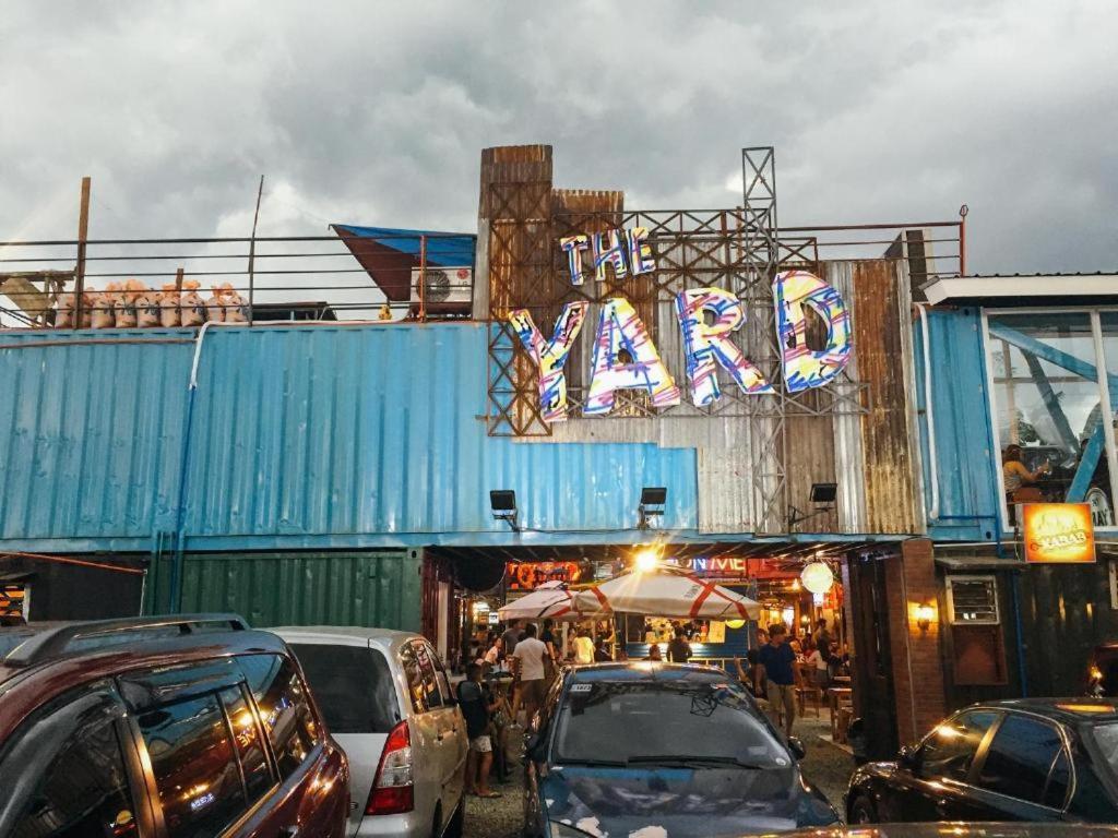 Urban Hostel Pasig City Exteriör bild
